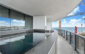 Роскошные апартаменты с парковкой, террасой, бассейном и видом на океан, Санни Айлс Бич, США за $3 600 000