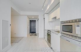 Квартира в Янг-стрит, Торонто, Онтарио,  Канада за C$918 000