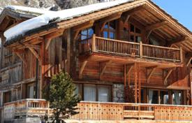 Уютное шале в самом сердце горнолыжного курорта Валь-д'Изер, Франция за 12 000 € в неделю
