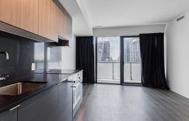Квартира на Рохэмптон-авеню, Олд Торонто, Торонто,  Онтарио,   Канада за C$945 000