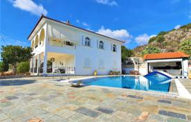 Стильная двухэтажная вилла с бассейном и садом недалеко от моря, Арголида, Пелопоннес, Греция за 615 000 €