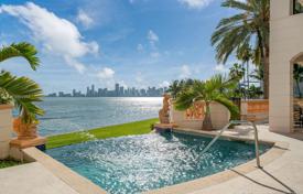 Элитные апартаменты с видом на океан в резиденции на первой линии от пляжа, Майами-Бич, Флорида, США за 11 216 000 €