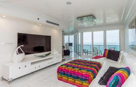 Комфортабельные апартаменты с видом на океан в резиденции на первой линии от пляжа, Санни Айлс Бич, Флорида, США за $2 700 000