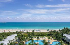 Пятикомнатная солнечная квартира с видом на океан в Майами-Бич, Флорида, США за 10 861 000 €