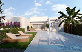 Современная одноэтажная вилла с бассейном в новой резиденции, Альгорфа, Испания за 620 000 €
