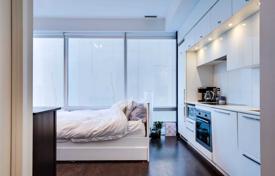 Квартира на Гренвилл-стрит, Олд Торонто, Торонто,  Онтарио,   Канада за C$690 000
