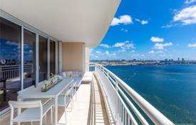 Комфортабельные апартаменты с видом на океан в резиденции на первой линии от набережной, Майами, Флорида, США за $1 800 000