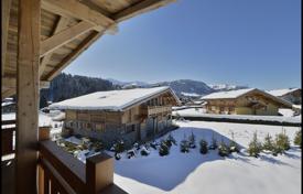 Двухэтажное классическое шале на курорте Межев, Альпы, Франция за 22 000 € в неделю