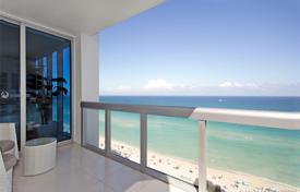 Меблированные двуспальные апартаменты с панорамным видом на океан в Майами-Бич, Флорида, США за 1 165 000 €
