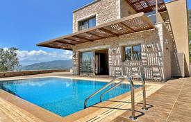 Трёхэтажная новая вилла с бассейном, садом, паркингом и красивым видом на море в Каламате, Пелопоннес, Греция за 2 150 000 €