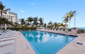 Современная квартира с видом на океан в резиденции на первой линии от пляжа, Бал Харбор, Флорида, США за $2 250 000