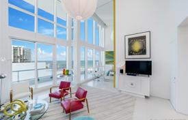 Уютные апартаменты с видом на океан в резиденции на первой линии от пляжа, Майами-Бич, Флорида, США за $2 995 000