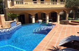 Вилла с бассейном и джакузи в 800 метрах от пляжа, в престижном районе, Порт Адриано, Испания за 6 600 € в неделю