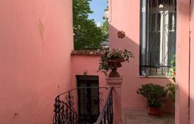 Дом с балконом, в центре города, Афины, Греция за 390 000 €
