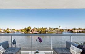 Двухуровневая квартира с видом на океан в резиденции на первой линии от пляжа, Авентура, Флорида, США за $1 303 000