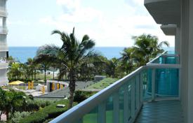 Уютная квартира с видом на океан в резиденции на первой линии от пляжа, Бал Харбор, Флорида, США за $1 795 000