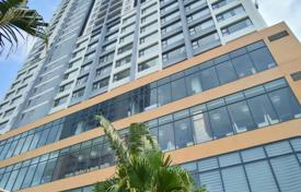 Новая просторная меблированная квартира с двумя спальнями, балконом и видом на море в жилом комплексе, недалеко от пляжа, Нячанг, Вьетнам за $135 000