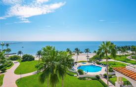 Стильные апартаменты с видом на океан в резиденции на первой линии от набережной, Майами-Бич, Флорида, США за $5 500 000