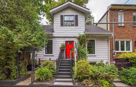 Дом в городе в Олд Торонто, Торонто, Онтарио,  Канада за C$1 163 000