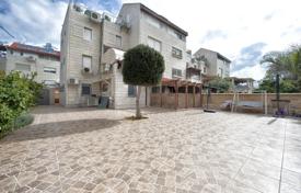 Современные апартаменты с террасой, садом и видом на город, Нетания, Израиль за $569 000