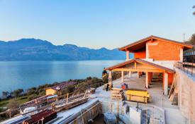 Эксклюзивная вилла на стадии строительства с бассейном и видом на озеро в спокойном живописном районе, рядом с пляжем, Брендзоне, Италия за 2 950 000 €