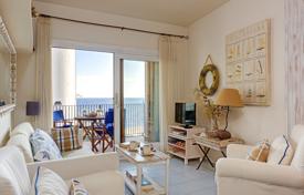 Трехкомнатные апартаменты на берегу моря, Калелья‑де-Палафружель, Испания за 540 000 €
