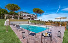 Вилла с панорамным видом на море и бассейном недалеко от пляжей, Мартинсикуро, Италия за 3 300 € в неделю