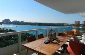 Современные апартаменты с видом на океан в резиденции на первой линии от пляжа, Майами-Бич, Флорида, США за $1 995 000