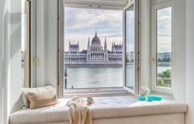 4 комн. квартира класса люкс с видом на Парламент и Дунай за 2 000 000 €