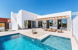 Одноэтажная вилла с бассейном, Бенихофар, Испания за 470 000 €