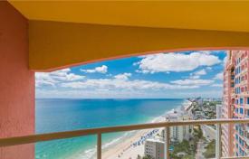 Меблированные апартаменты с видом на океан в резиденции на первой линии от пляжа, Форт-Лодердейл, Флорида, США за $1 395 000