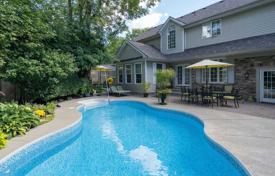 Дом в городе в Этобико, Торонто, Онтарио,  Канада за C$2 197 000