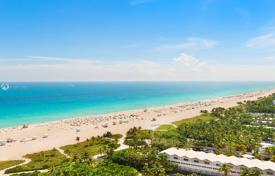 Комфортабельная меблированная квартира с видом на океан в резиденции на первой линии от пляжа, Майами-Бич, Флорида, США за $2 498 000