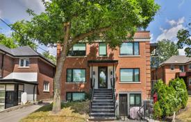 Квартира на Батерст-стрит, Торонто, Онтарио,  Канада за C$1 205 000