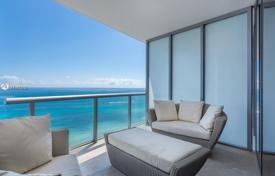 Современные апартаменты с видом на океан в резиденции на первой линии от пляжа, Санни Айлс Бич, Флорида, США за $940 000