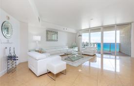 Трехкомнатные апартаменты на первой линии от океана в Санни-Айлс-Бич, Флорида, США за $1 250 000