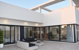 Одноэтажная вилла с бассейном, Бенихофар, Испания за 520 000 €