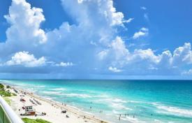 Меблированные апартаменты в резиденции на первой линии от пляжа, Халландейл Бич, Флорида, США за $872 000