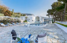 Вилла с полным обслуживанием, панорамным видом на море и бассейном, Капри, Италия за 31 000 € в неделю