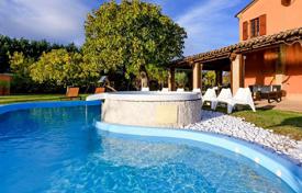 Уютная вилла с бассейном, джакузи и большим садом, Каттолика, Италия за 2 900 € в неделю