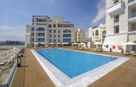 Элитная резиденция с собственной гаванью для яхт, ресторанами и спа-центром, рядом с центром Лимассола, Кипр за От 3 900 000 €