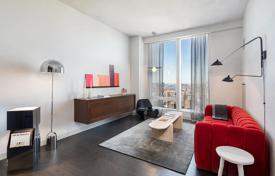 Квартира на Манхэттене с видом на East River за 1 341 000 €