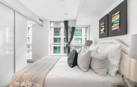 Квартира на Куин-стрит-Запад, Олд Торонто, Торонто,  Онтарио,   Канада за C$643 000