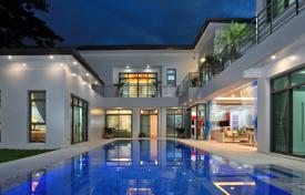 Меблированная вилла с бассейном, Пхукет, Таиланд за $1 021 000
