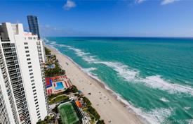 Меблированная квартира прямо на песчаном пляже в Санни-Айлс-Бич, Флорида, США за 2 811 000 €