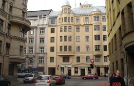 Продается пятикомнатная квартира в центре Риги за 189 000 €