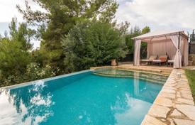 Элитная вилла с бассейном, садом и спа в 90 метрах от пляжа, Ситония, Греция за 4 700 € в неделю