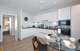 Трёхкомнатная новая квартира с большой террасой в Милл Хилл, Лондон, Великобритания за 802 000 €