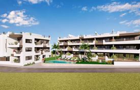 Новая четырёхкомнатная квартира в комплексе с бассейном и садом, Бенихофар, Аликанте, Испания за 295 000 €