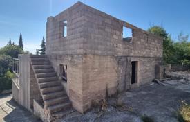 Дом в городе в Рогознице (Шибенско-Книнская жупания), Шибенско-Книнская жупания, Хорватия за 300 000 €